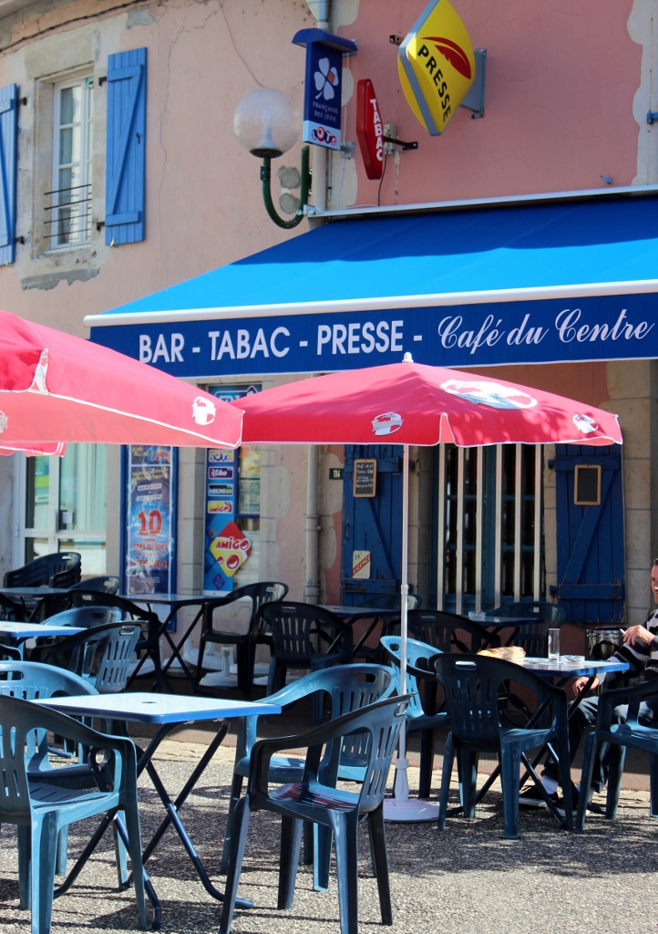 Bar Tabac Presse Café du Centre à POUILLON | Commerces et Services