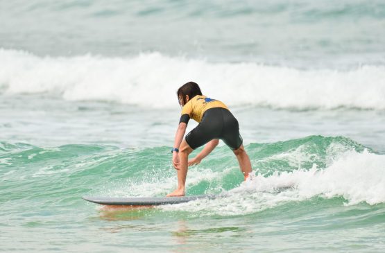 Activité enfants et ados : Initiation au surf La Garluche Du 14 au 28 oct 2024